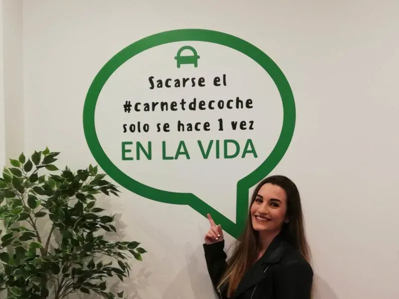 Alumna de nuestra autoescuela de San Miguel, ¡Hablamos con Carol!