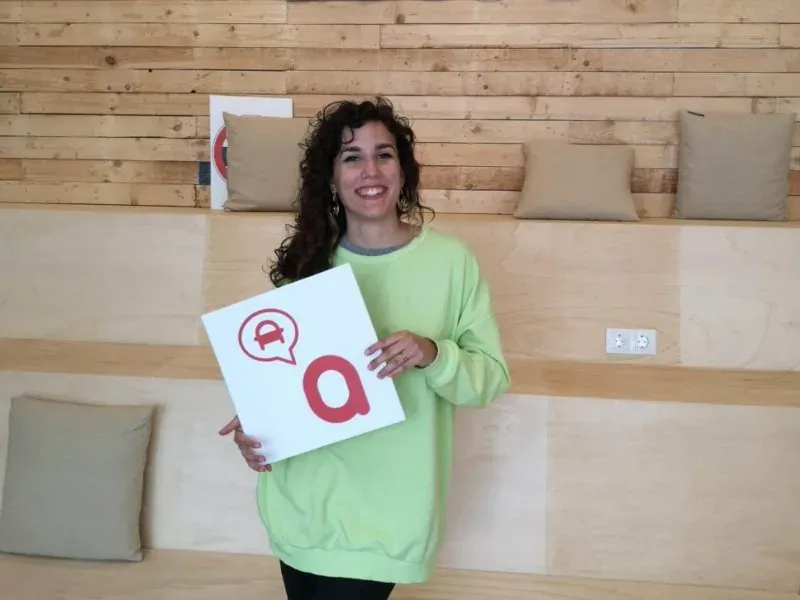 Conocemos a Celia, alumna de nuestra autoescuela en Monzón