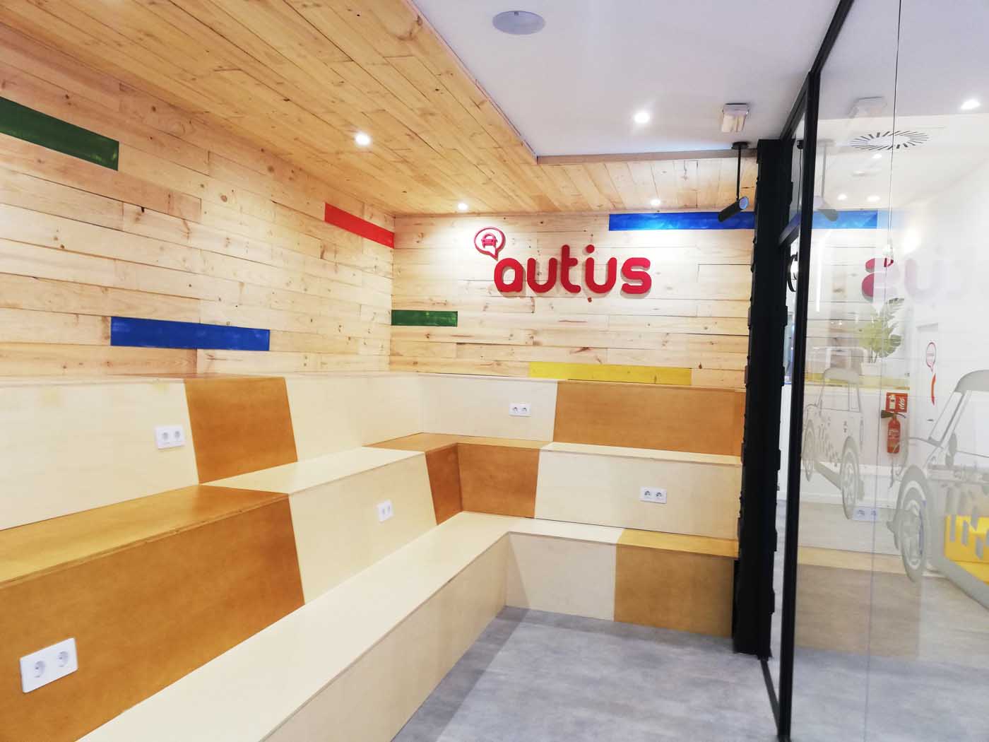 gradas clases teóricas autius autoescuela en el centro de Madrid