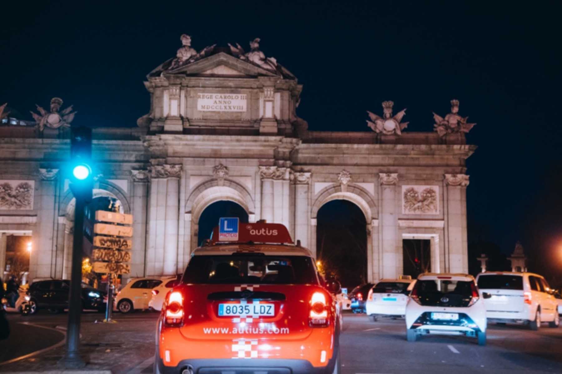 destacada profe en nuestra autoescuela de Madrid